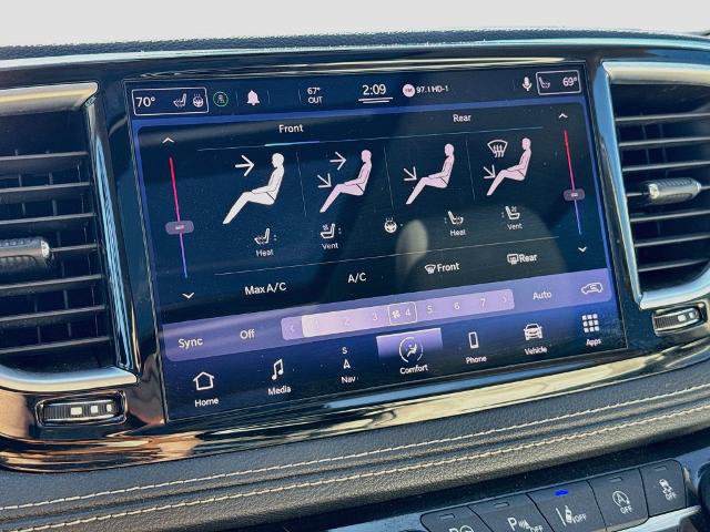 Used 2021 Chrysler Pacifica Limited w/ Premium & Safety Sphere Group AWD/4WD image 14