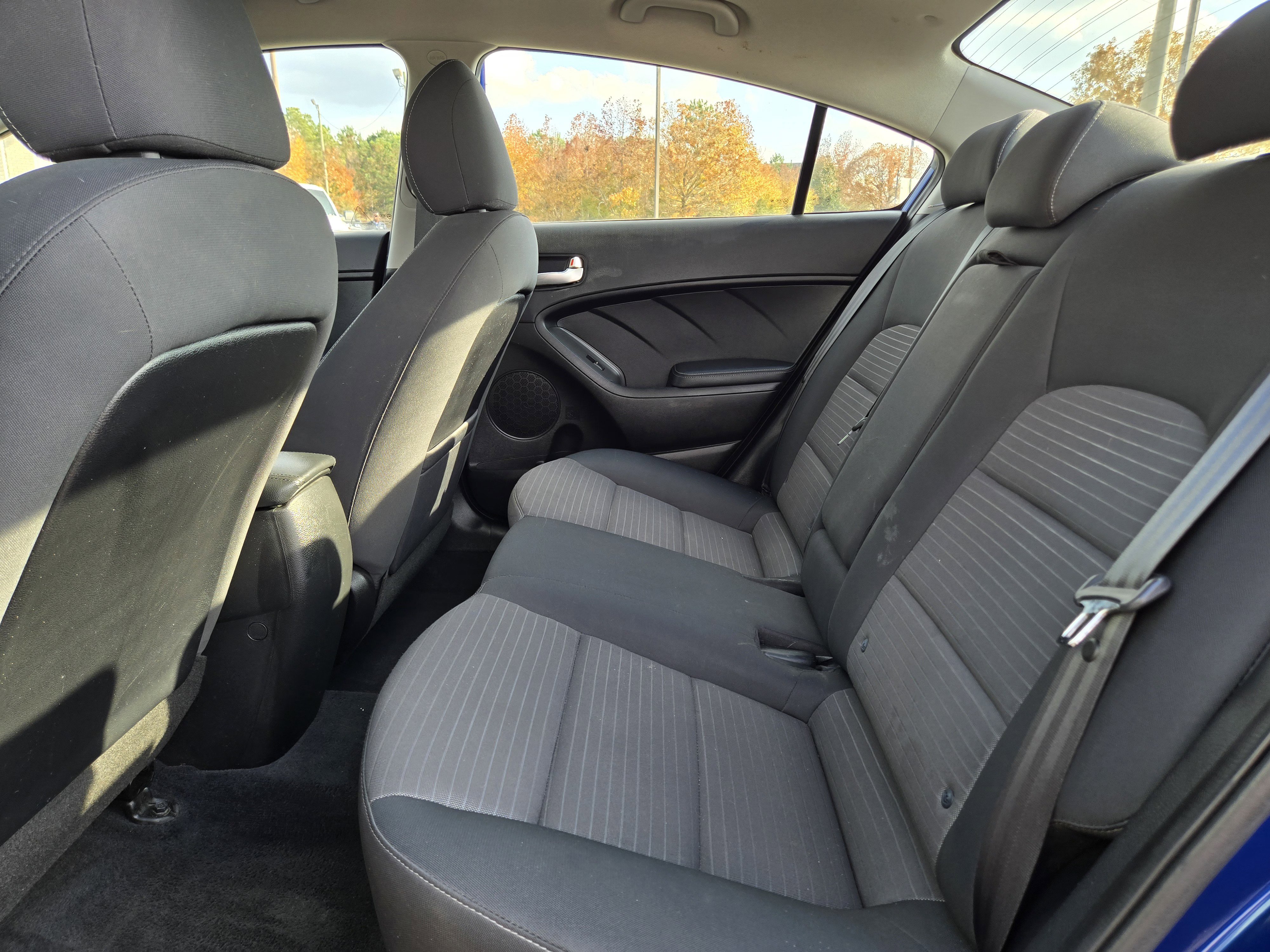 Used 2018 Kia Forte LX w/ LX Popular Package image 12