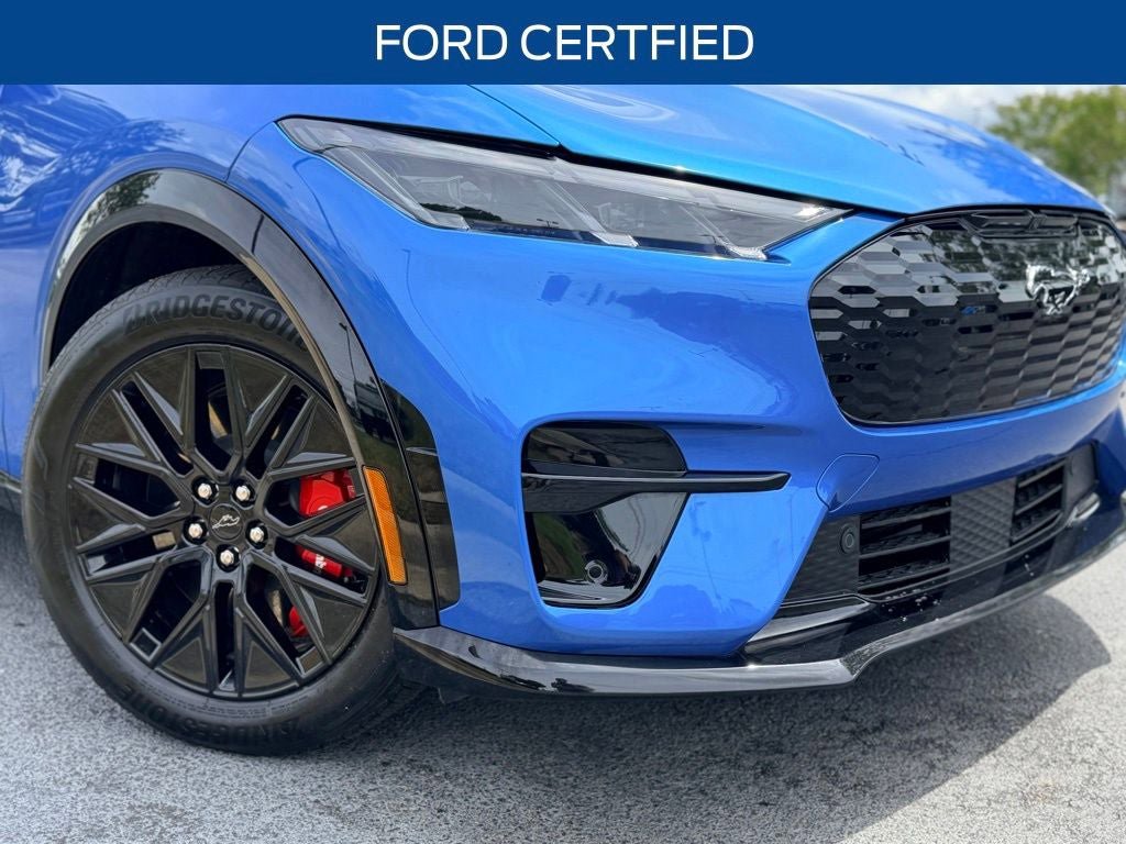 Certified 2025 Ford Mustang Mach-E Premium w/ Sport Appearance Package AWD/4WD image 3