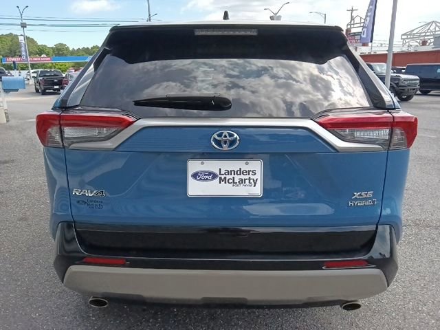 Used 2023 Toyota RAV4 XSE AWD/4WD image 4
