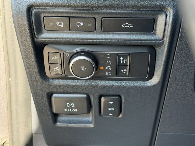 Certified 2022 Ford F150 Lariat w/ Max Trailer Tow Package AWD/4WD image 24