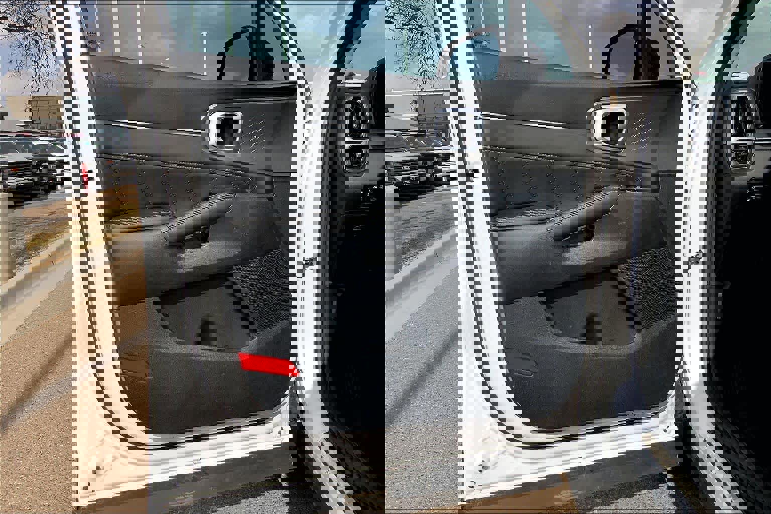 Used 2023 Kia Sorento SX image 22