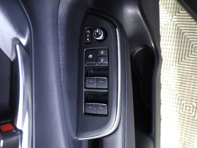 Used 2023 Toyota Crown XLE image 17