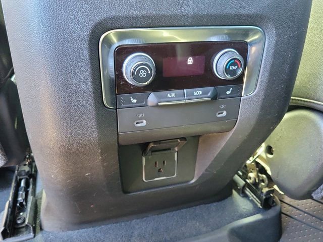 Used 2021 Chevrolet Tahoe LT w/ LT Signature Package image 16