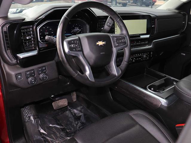 Used 2024 Chevrolet Silverado 3500 LTZ w/ LTZ Plus Package image 2