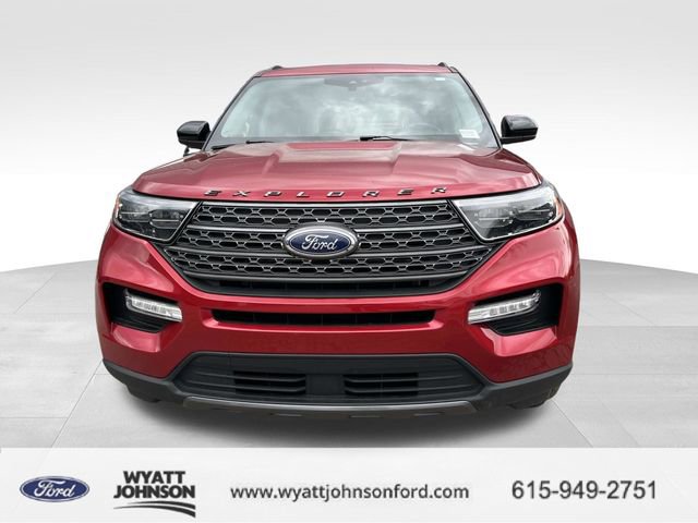 Certified 2022 Ford Explorer XLT w/ Equipment Group 202A AWD/4WD image 8