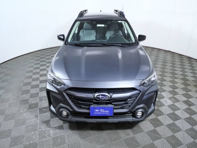 Used 2024 Subaru Outback Premium AWD/4WD image 3