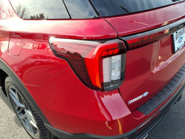 Certified 2025 Ford Explorer ST w/ Sun And Sound Package AWD/4WD image 11