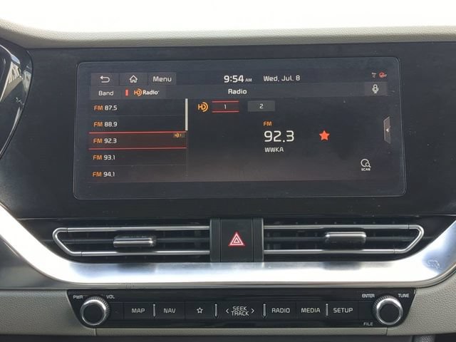 Used 2020 Kia Niro EX Premium FWD image 18