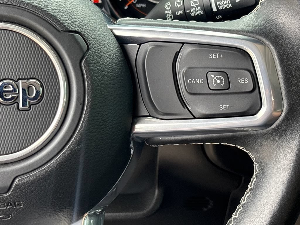 Used 2021 Jeep Wrangler Unlimited Sahara AWD/4WD image 20
