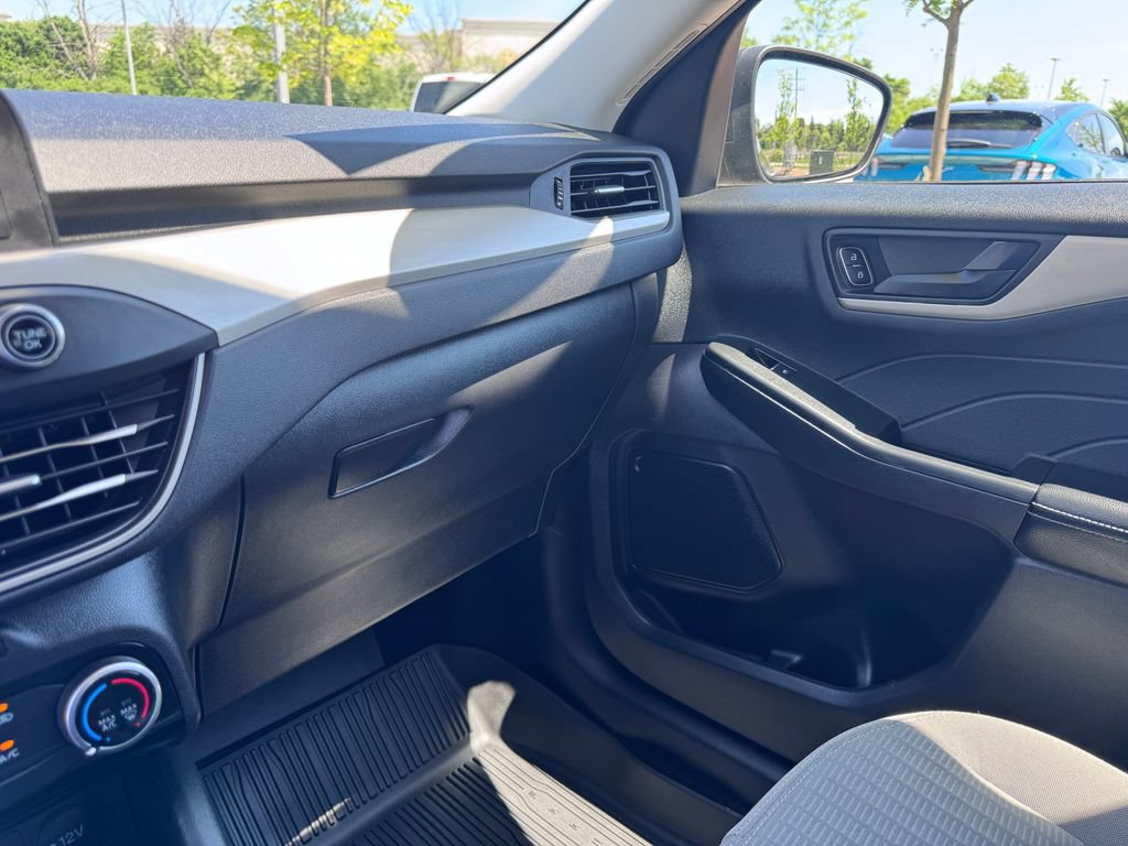 Certified 2022 Ford Escape S AWD/4WD image 18
