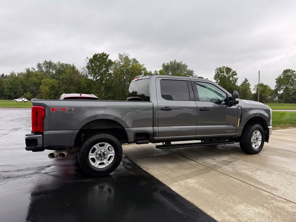 Certified 2025 Ford F250 XLT w/ FX4 Off-Road Package AWD/4WD image 8
