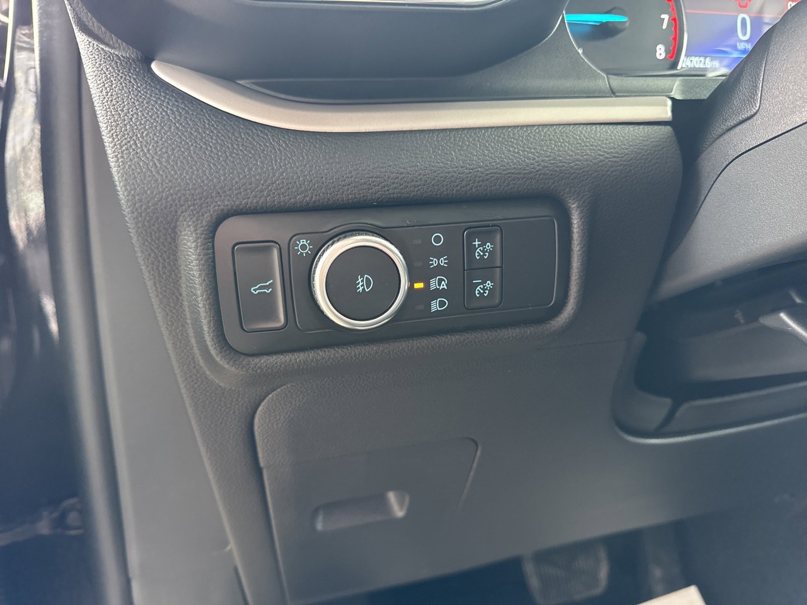 Certified 2023 Ford Explorer XLT w/ Equipment Group 202A image 25