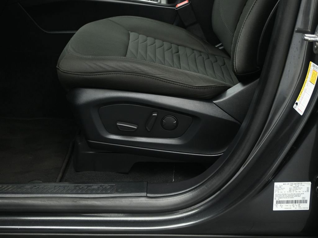 Certified 2020 Ford Explorer XLT image 36