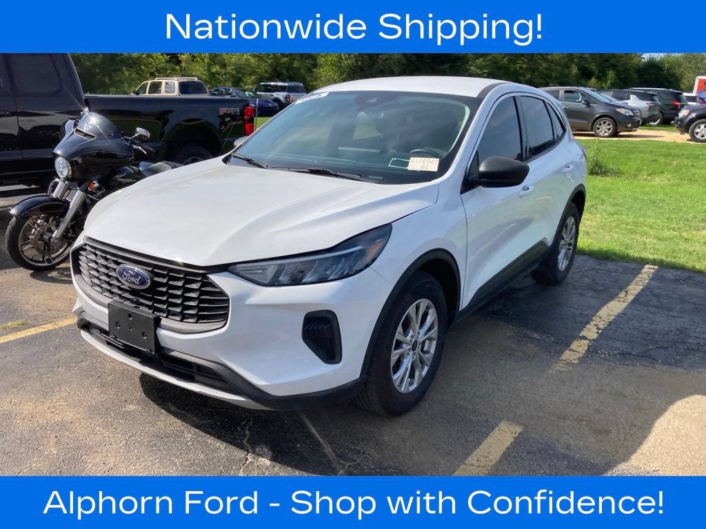 Certified 2023 Ford Escape Active w/ Tech Pack #1 AWD/4WD image 2
