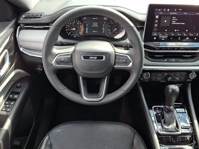Used 2023 Jeep Compass Limited AWD/4WD image 12