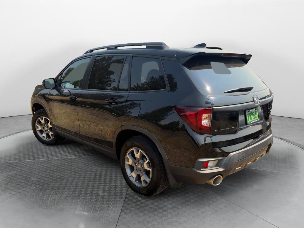 Used 2022 Honda Passport TrailSport image 3