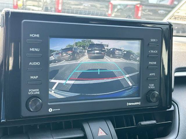 Used 2022 Toyota RAV4 LE FWD image 31