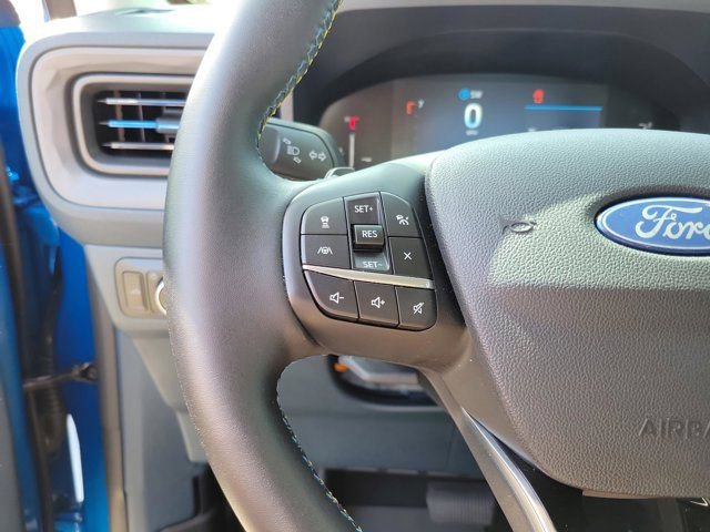 Certified 2025 Ford Maverick Lobo AWD/4WD image 28