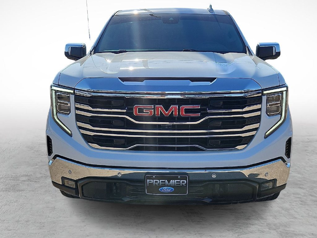 Used 2024 GMC Sierra 1500 SLT w/ SLT Premium Plus Package AWD/4WD image 3