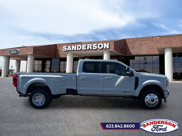 Certified 2025 Ford F450 Platinum AWD/4WD image 2