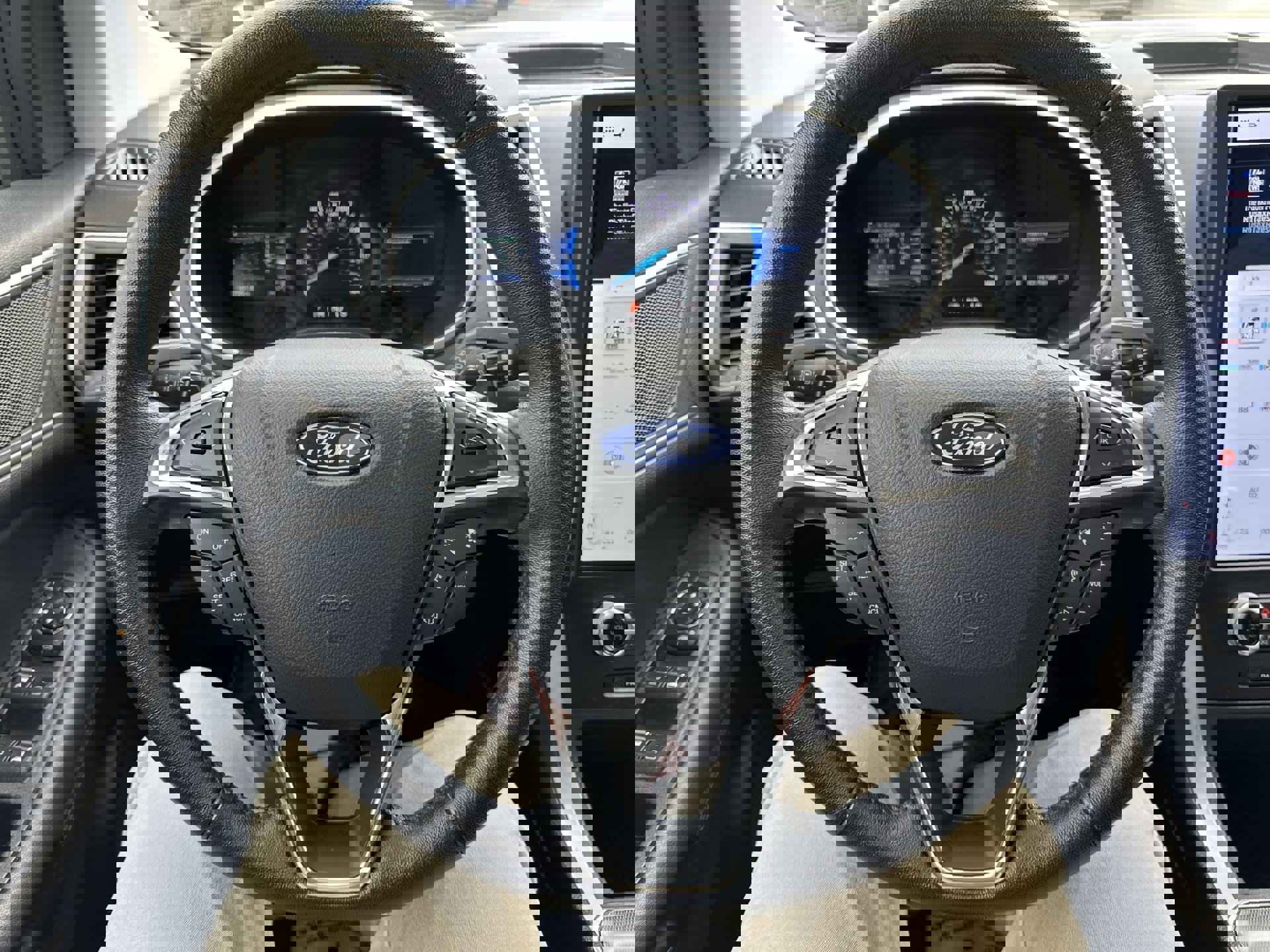 Certified 2021 Ford Edge SEL w/ Convenience Package image 15