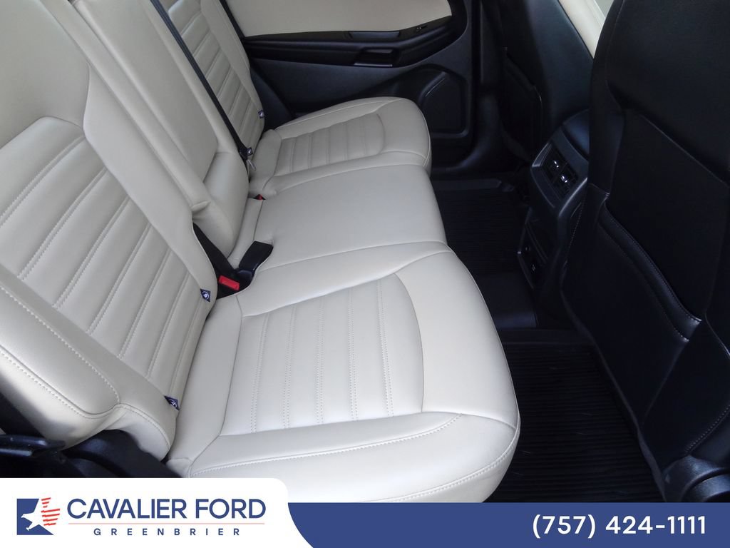 Certified 2023 Ford Edge SEL w/ Convenience Package AWD/4WD image 12