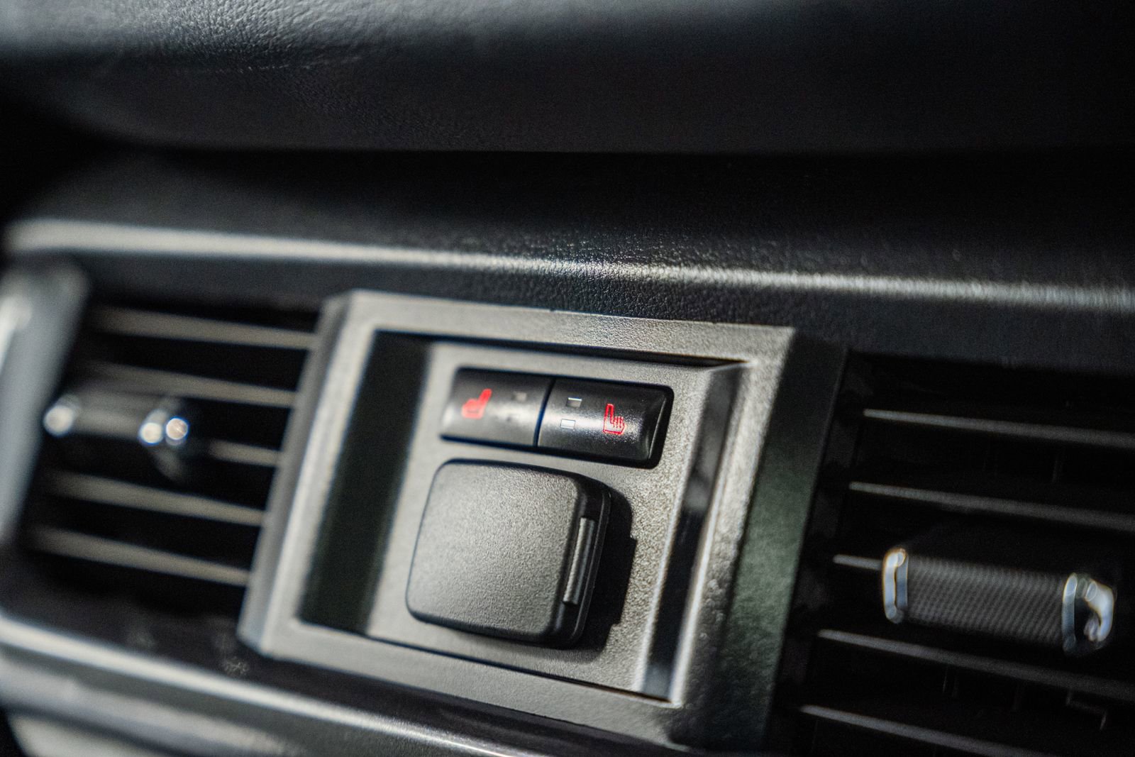 Certified 2023 Ford F150 Lariat w/ Equipment Group 502A High image 41