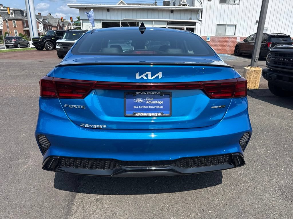 Used 2023 Kia Forte GT-Line w/ GT-Line Premium Package FWD image 6
