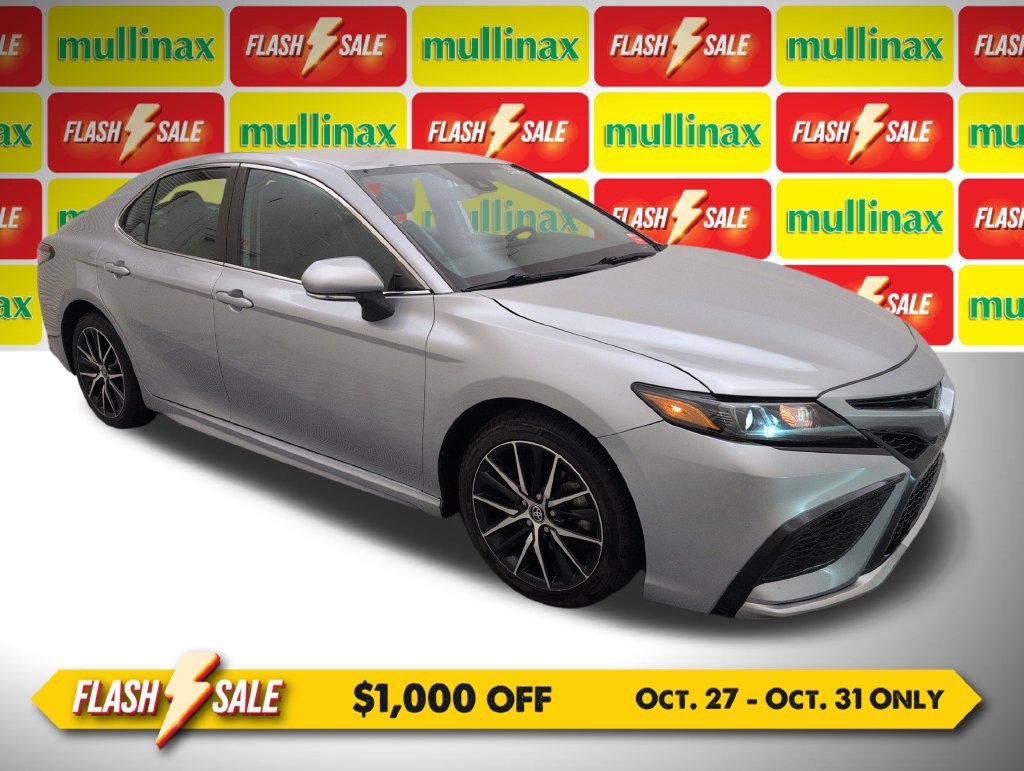 Used 2024 Toyota Camry SE