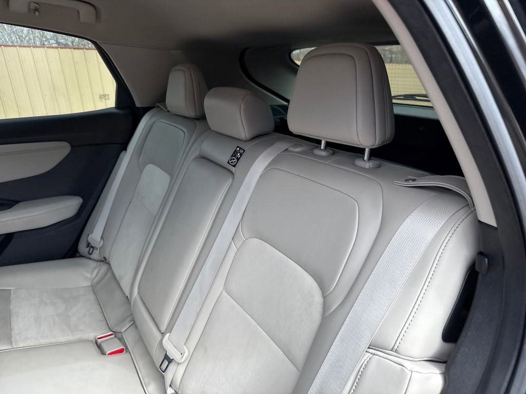 Used 2023 Nissan Ariya FWD image 19