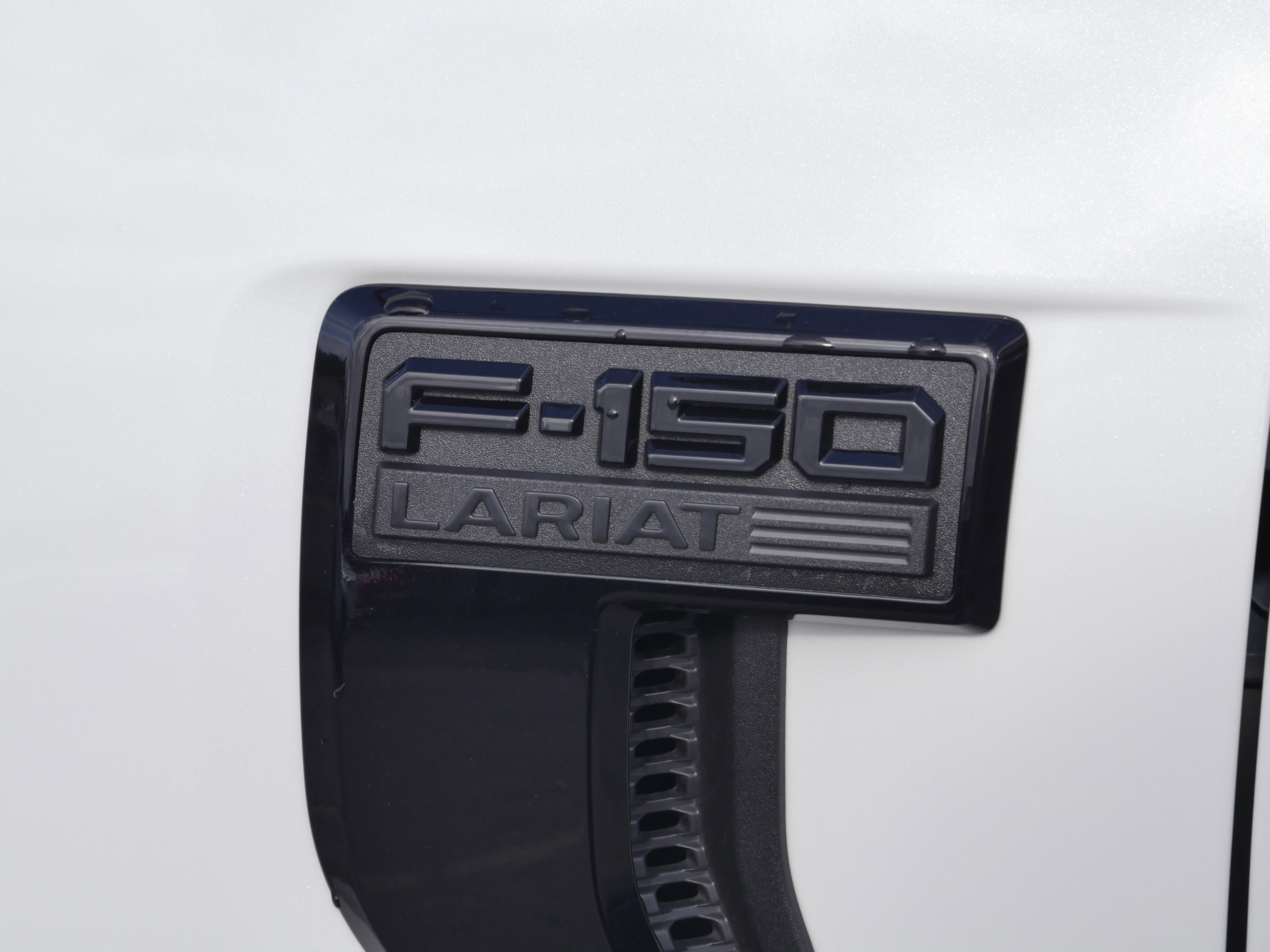 Certified 2025 Ford F150 Lariat w/ Equipment Group 502A High image 25