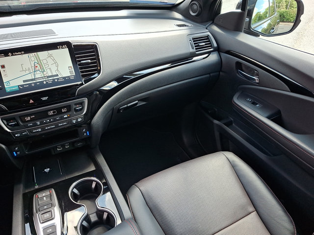 Used 2025 Honda Ridgeline Black Edition image 18
