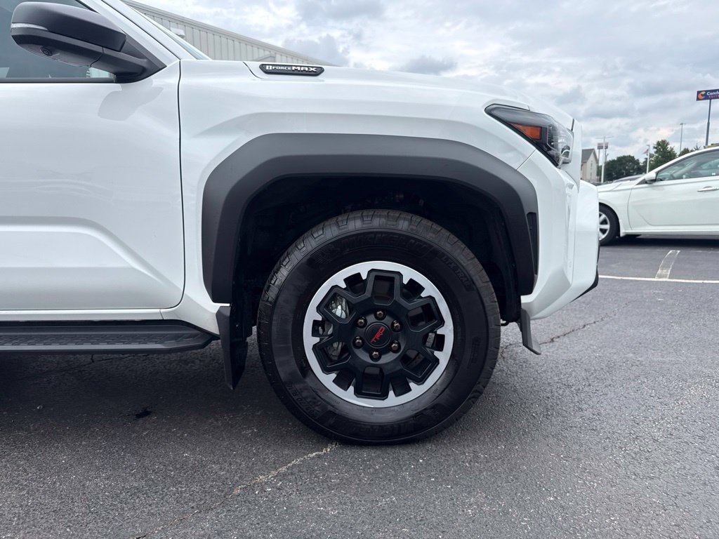 Used 2025 Toyota 4Runner TRD Off-Road Premium AWD/4WD image 45