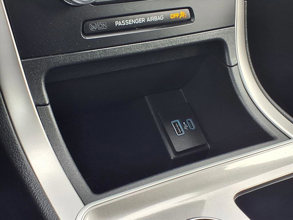 Certified 2024 Ford Edge SEL w/ Convenience Package image 16