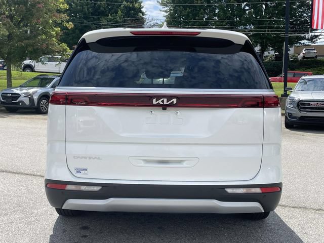 Used 2023 Kia Carnival LX FWD image 4