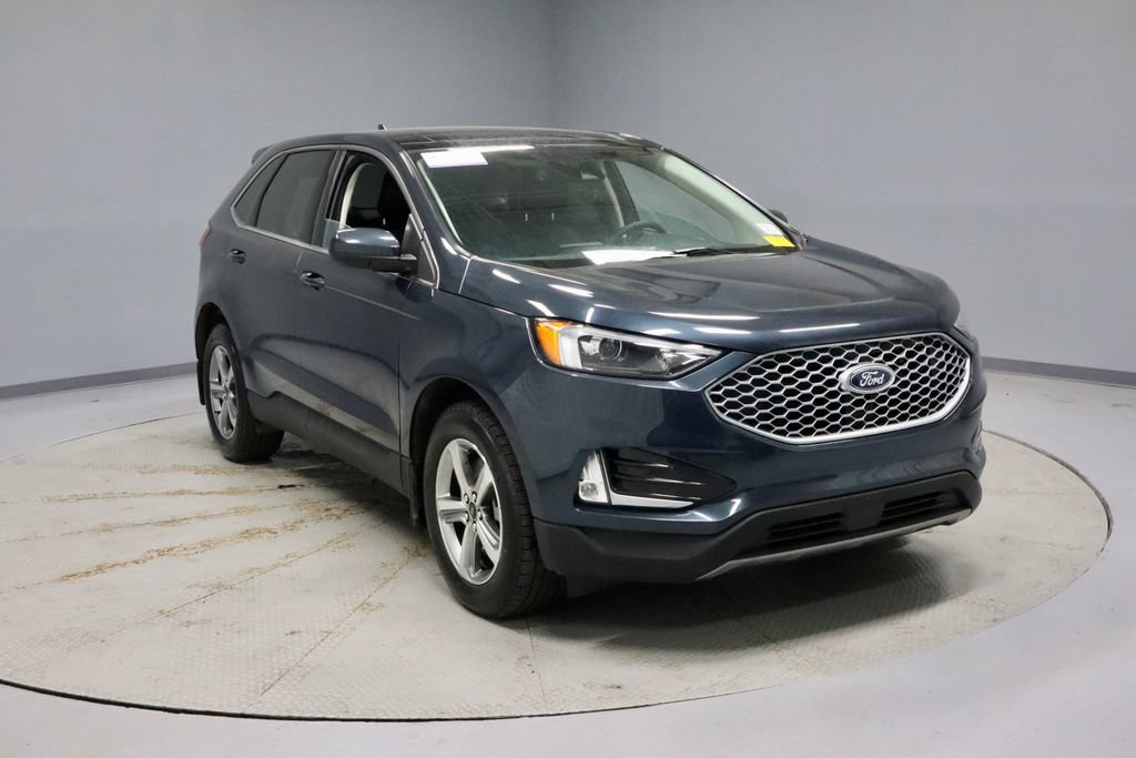 Certified 2024 Ford Edge SEL w/ Convenience Package