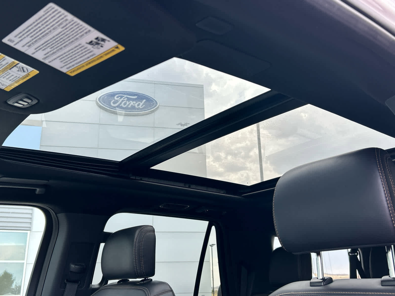 Certified 2024 Ford Expedition Max Platinum image 43