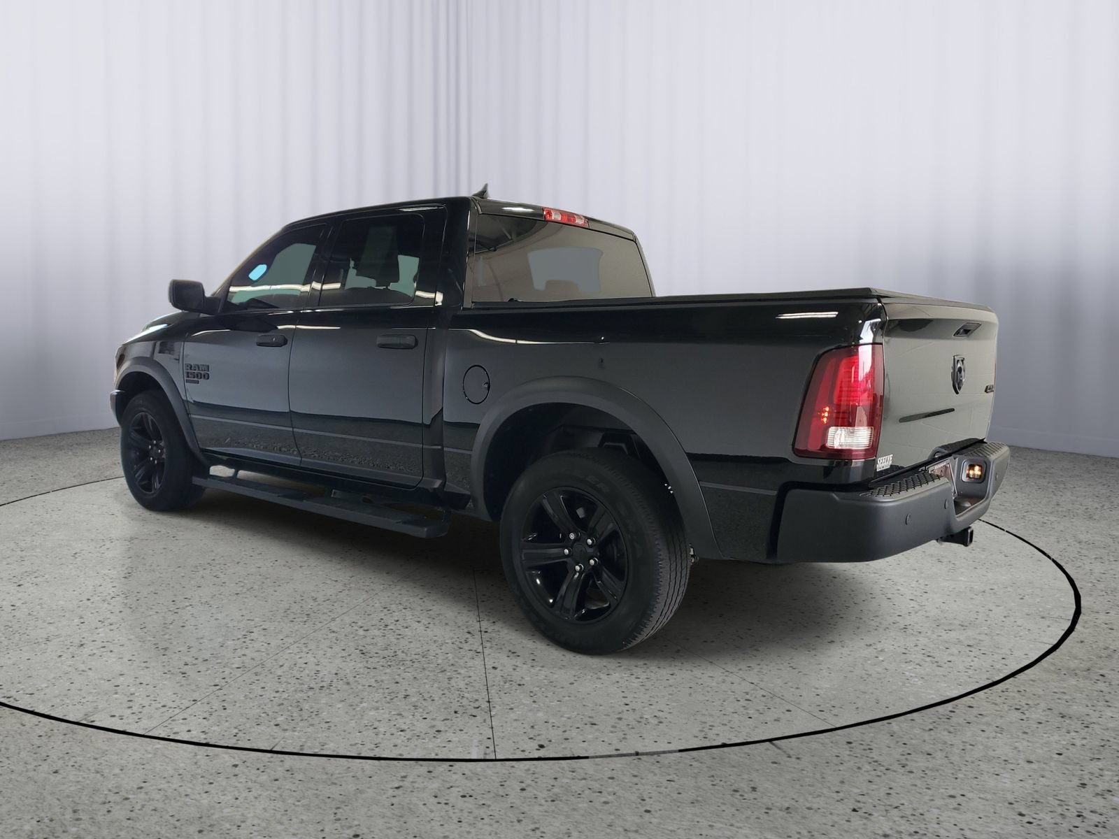 Used 2023 RAM 1500 Warlock AWD/4WD image 3