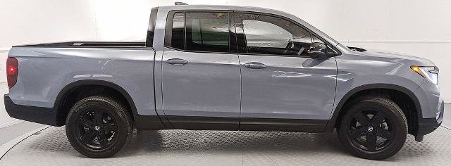 Used 2023 Honda Ridgeline Black Edition image 2