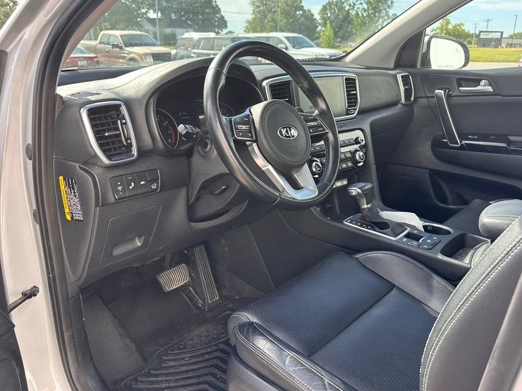 Used 2020 Kia Sportage EX w/ EX Technology Package AWD/4WD image 11