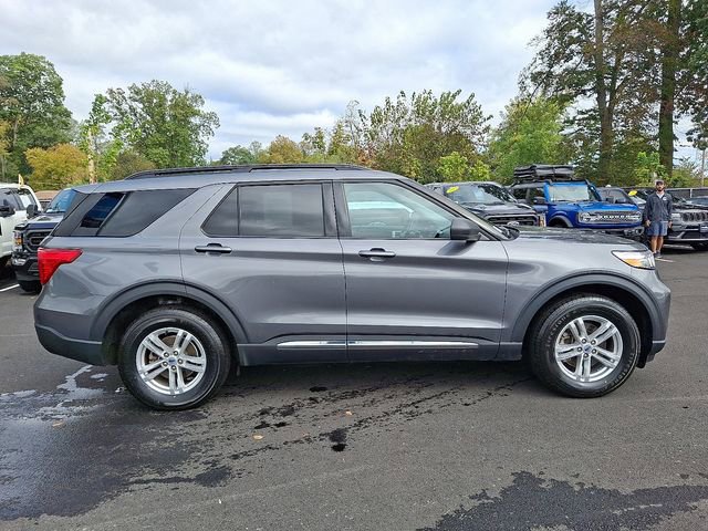 Certified 2022 Ford Explorer XLT w/ Class IV Trailer Tow Package image 9