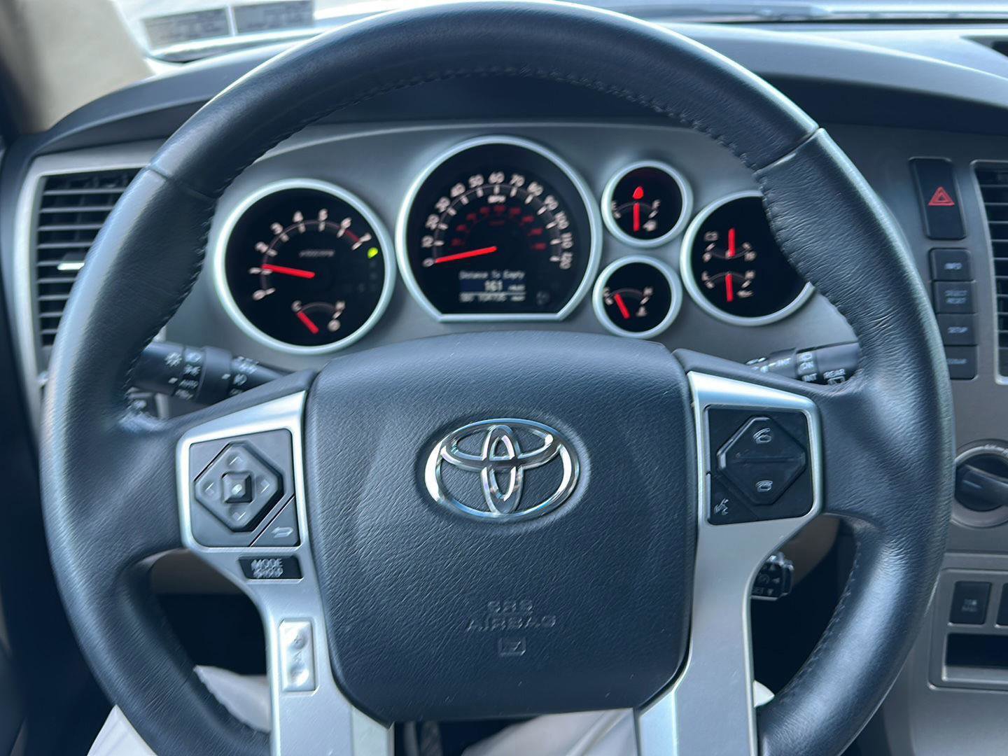 Used 2017 Toyota Sequoia Limited image 12