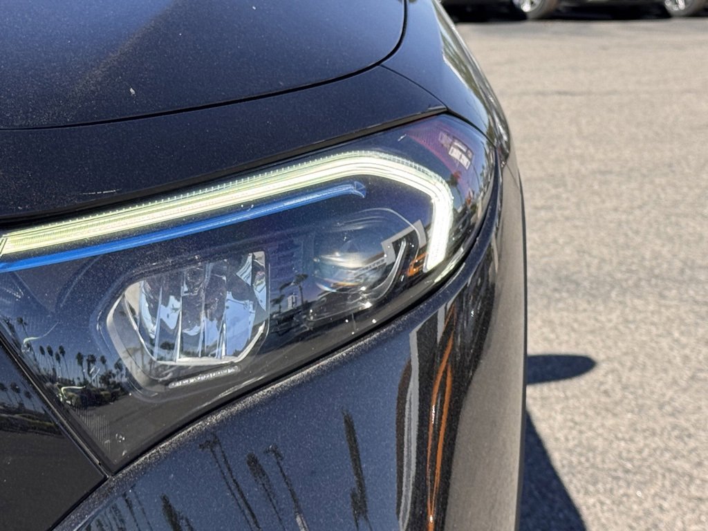 Used 2023 Mercedes-Benz EQB 300 300 image 8