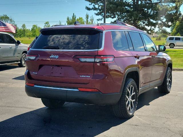 Used 2023 Jeep Grand Cherokee L Limited AWD/4WD image 4