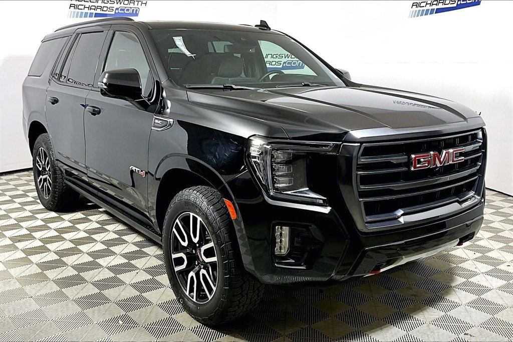 Used 2023 GMC Yukon AT4 w/ AT4 Premium Plus Package image 3