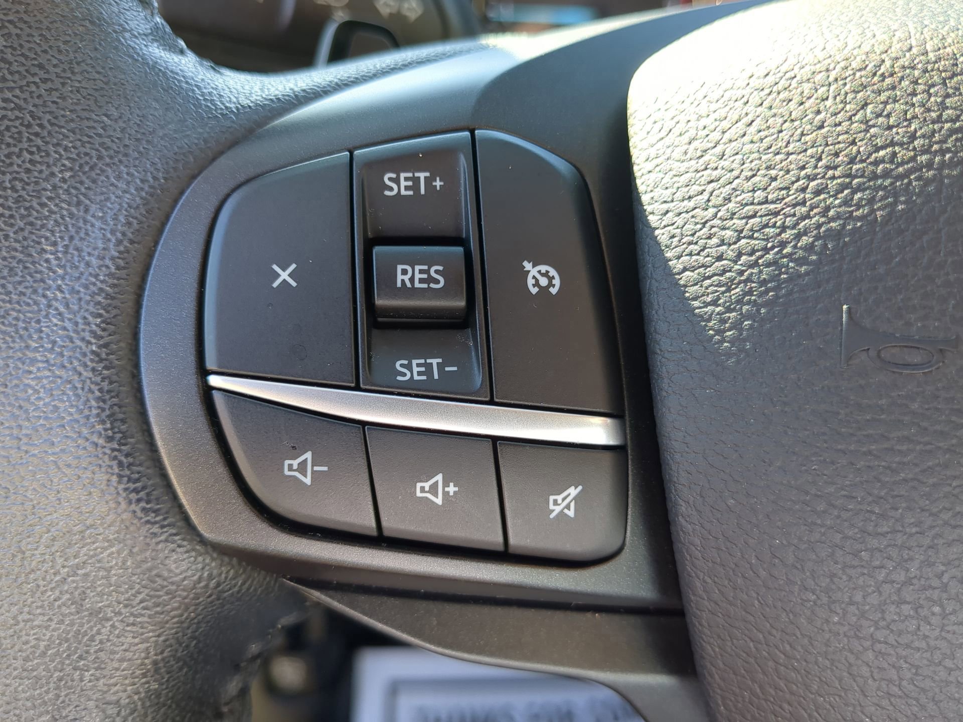 Certified 2020 Ford Explorer XLT w/ Equipment Group 202A image 57