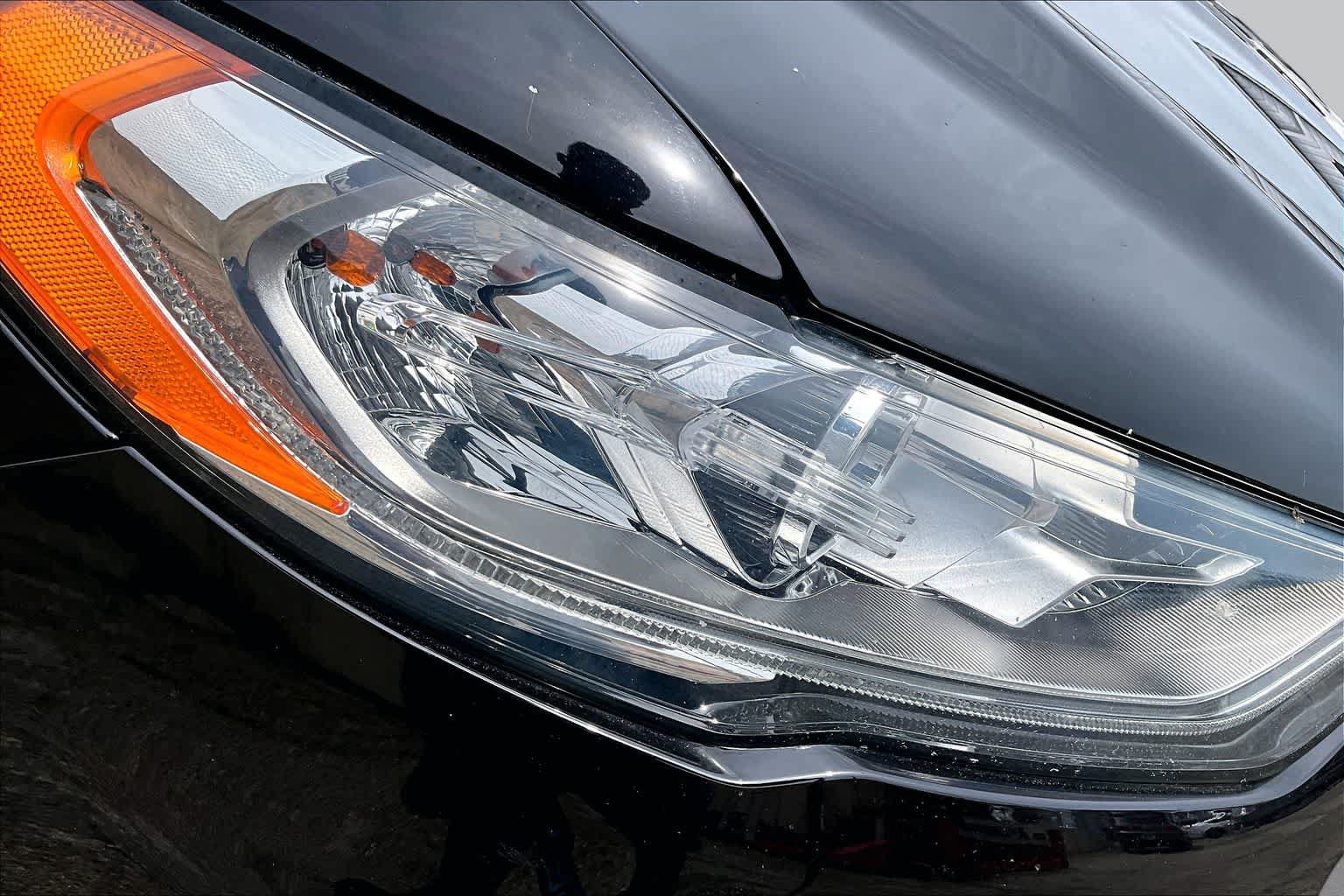 Certified 2019 Ford Fusion SE FWD image 27