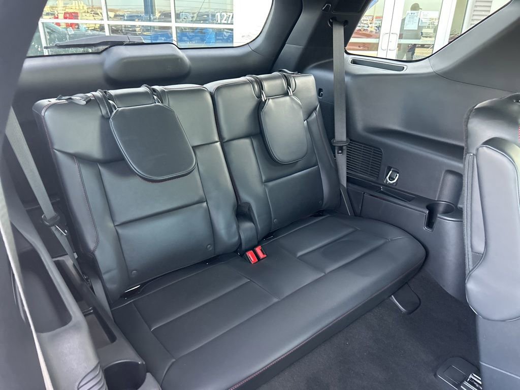 Certified 2025 Ford Explorer ST image 15