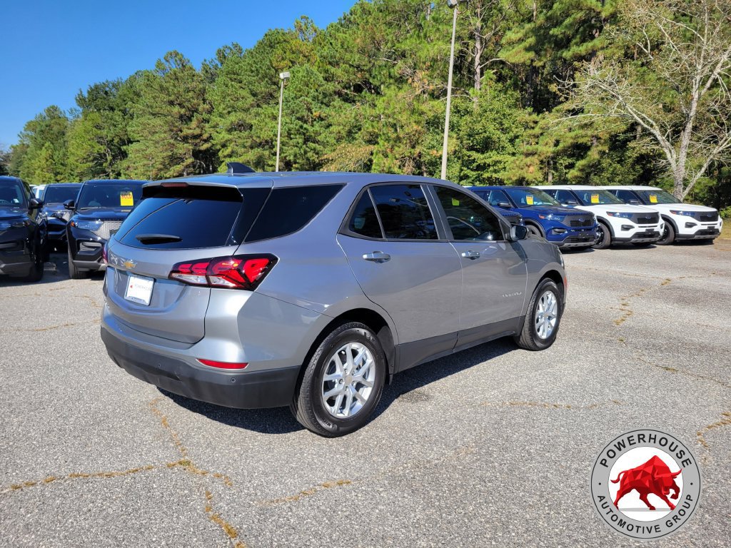 Used 2024 Chevrolet Equinox LS w/ LS Convenience Package FWD image 6